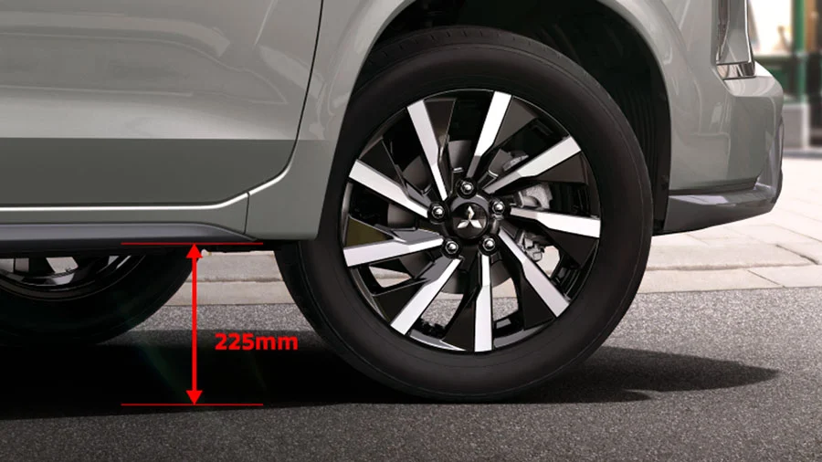 Khoảng sáng gầm lớn 225mm​​ của Xpander