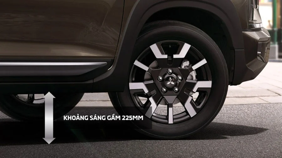 Khoảng sáng gầm lớn 225mm của Xpander Cross