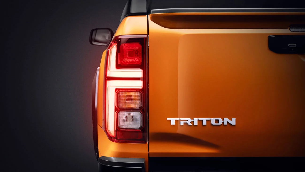 Đèn hậu LED T-Shape​ Triton